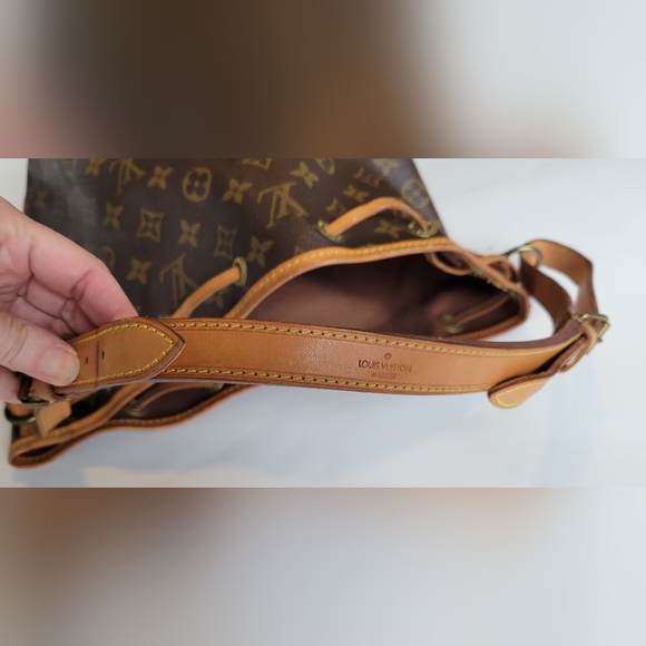 LOUIS VUITTON Monogram Petit Noe Bag - Picture 15 of 16